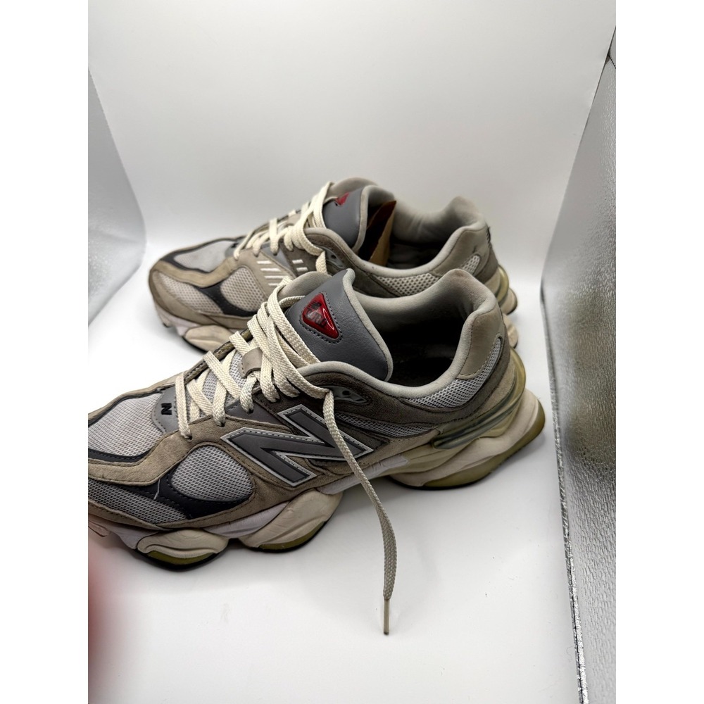 New Balance 9060 Unisex M10/W11.5‎ Shoes Rain Cloud Castle Rock Lace Up Sneakers - Picture 2 of 14